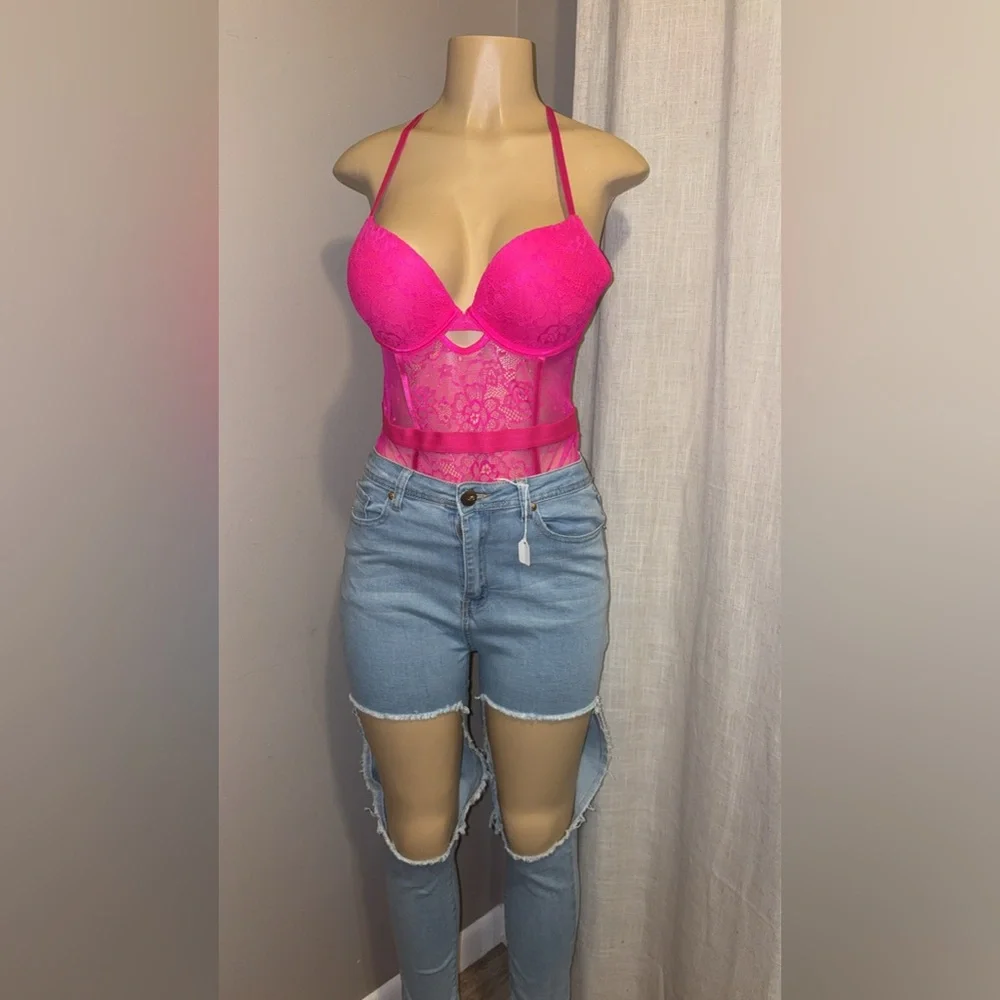 Pink Lace Bodysuit - Picture 4 of 5